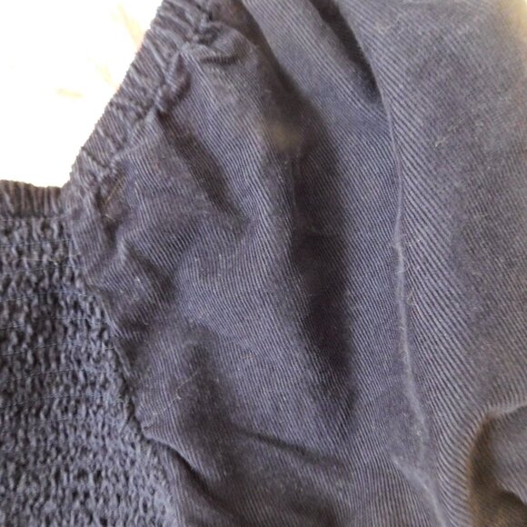 🦅 Smocked Navy Blue Velvet Crop Top - Picture 7 of 12